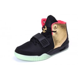 Nike Yeezy 2 черные с золотистым